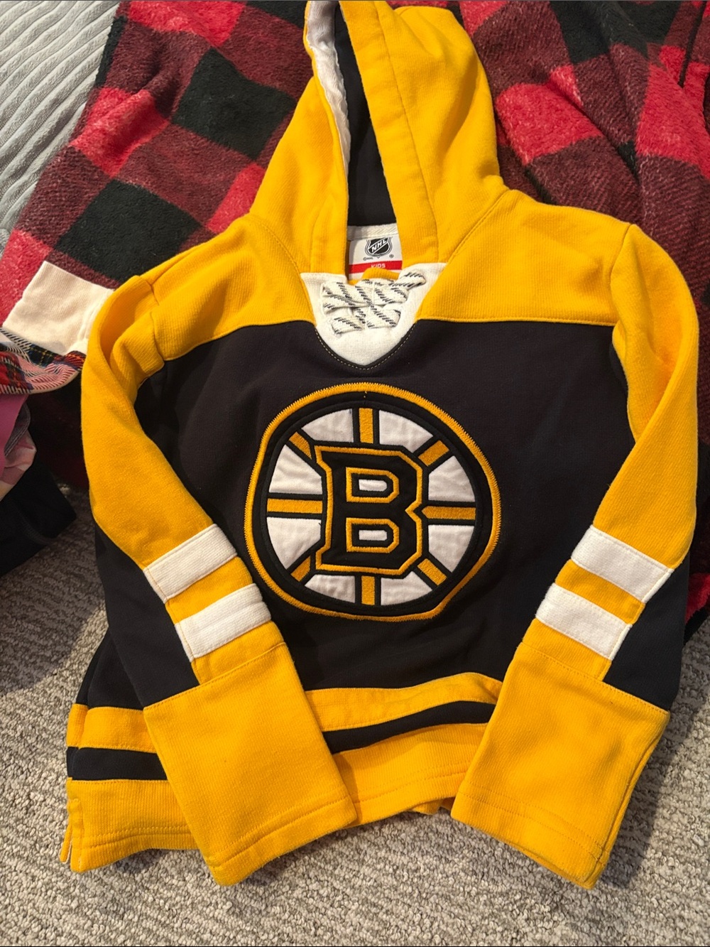 NHL Boston Bruins Black and Yellow Pullover Hoodie